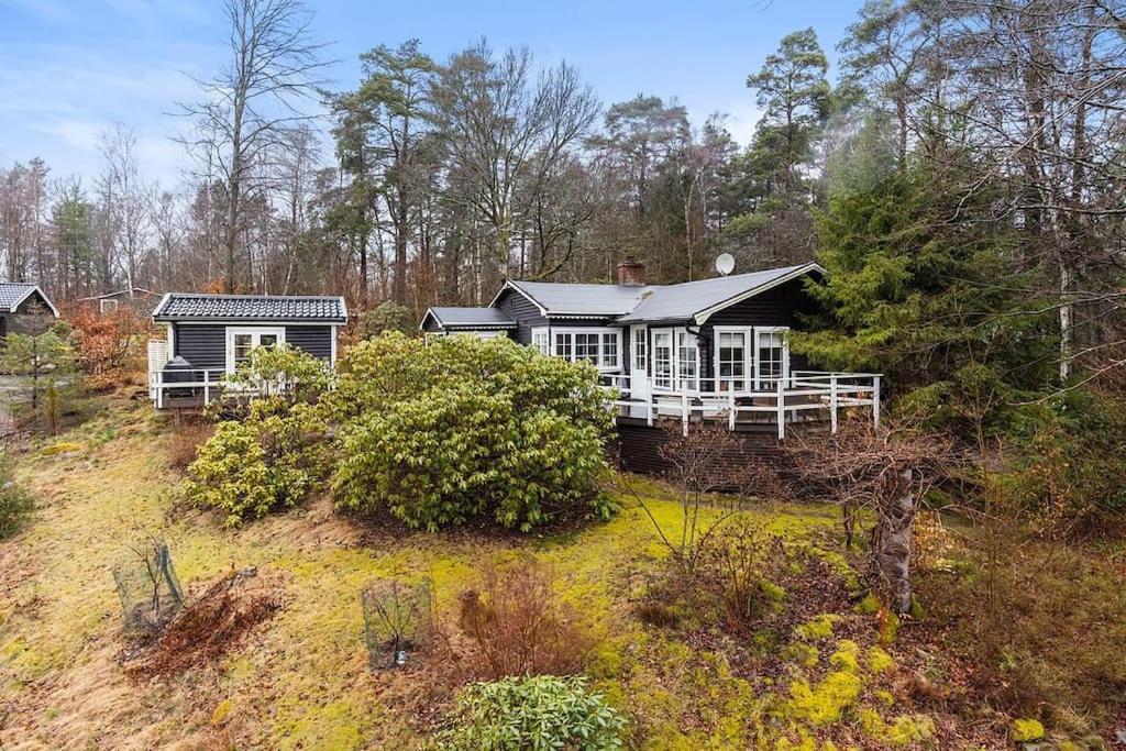 Peaceful Getaway In The Woods W/ Fireplace Åsljunga Esterno foto