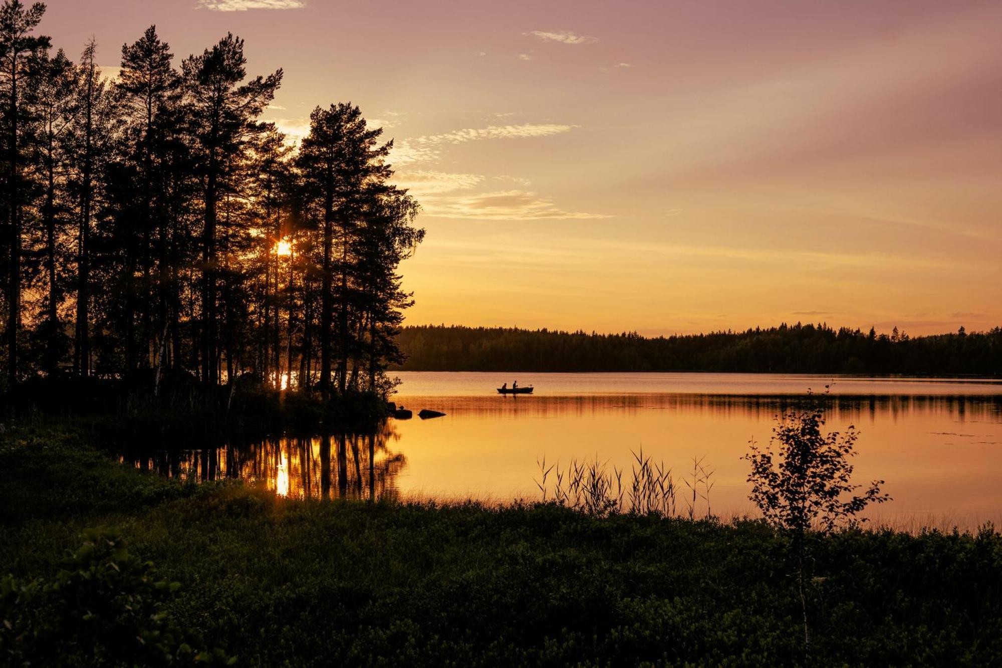 Peaceful Getaway In The Woods W/ Fireplace Åsljunga Esterno foto